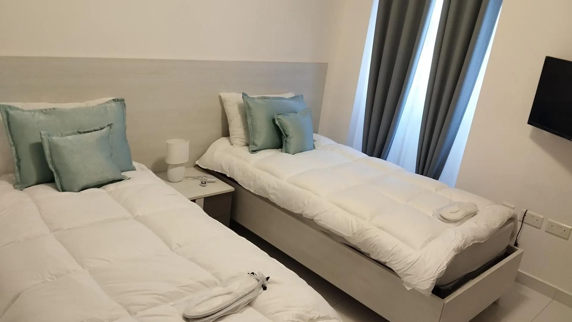Pearl Apartments Sliema